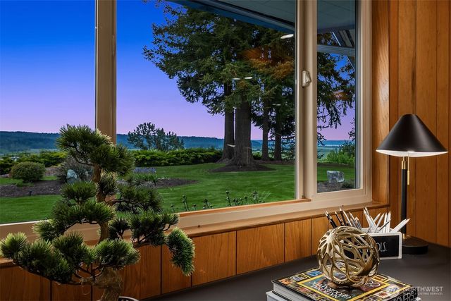 1320 Silver Springs Way, Stanwood, WA 98292