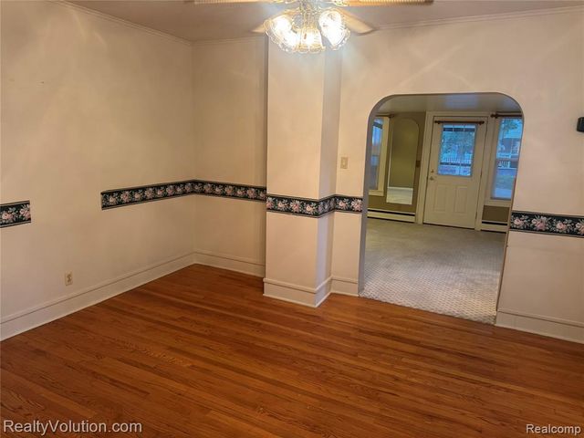 727 W Park Street, Lapeer, MI 48446