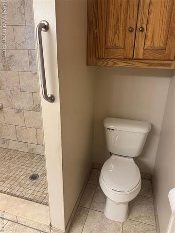 727 W Park Street, Lapeer, MI 48446