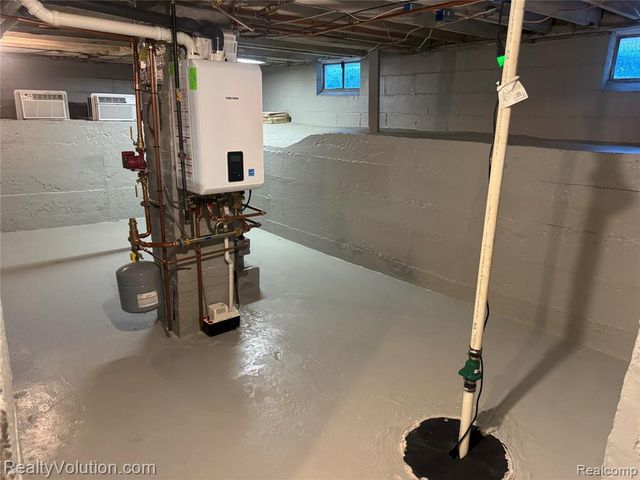 727 W Park Street, Lapeer, MI 48446