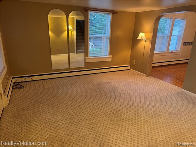 727 W Park Street, Lapeer, MI 48446
