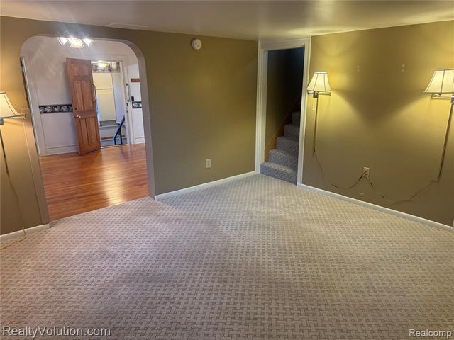 727 W Park Street, Lapeer, MI 48446