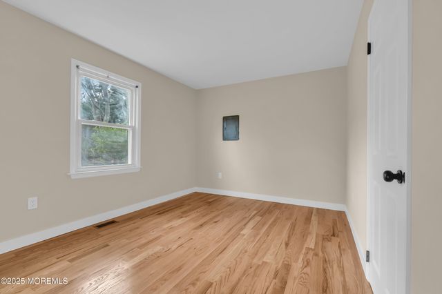 320 Cedar Drive, Lanoka Harbor, NJ 08734