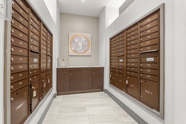 121 Portland St 609, Boston, MA 02114
