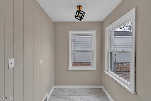 16716 Invermere Avenue, Cleveland, OH 44128