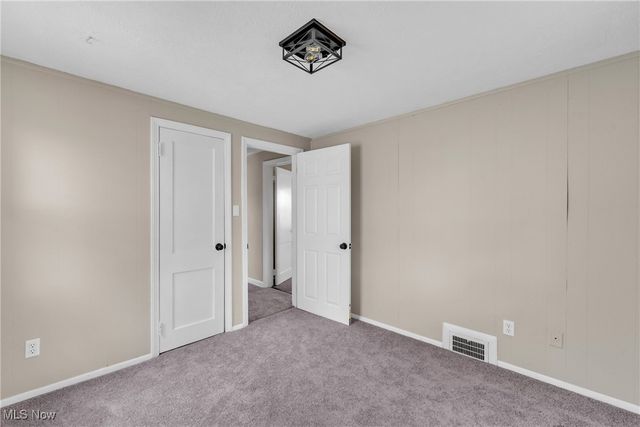 16716 Invermere Avenue, Cleveland, OH 44128