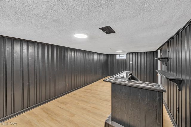 16716 Invermere Avenue, Cleveland, OH 44128