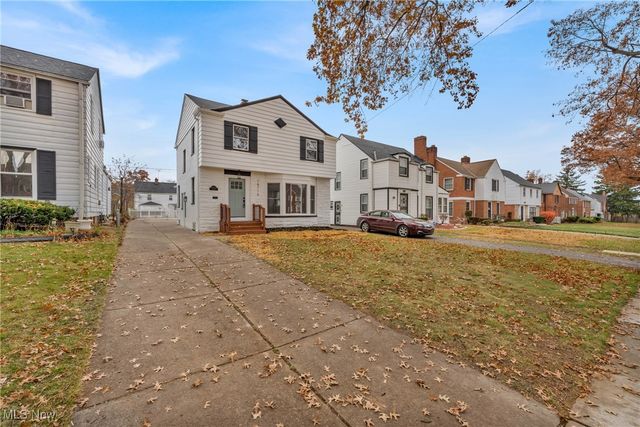 16716 Invermere Avenue, Cleveland, OH 44128