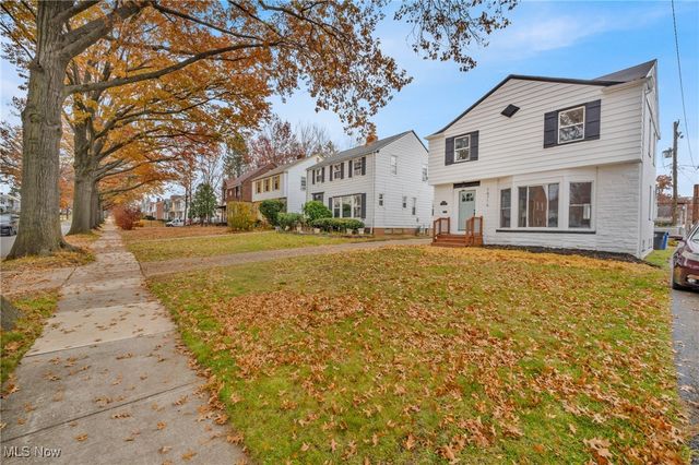 16716 Invermere Avenue, Cleveland, OH 44128