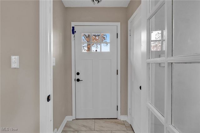 16716 Invermere Avenue, Cleveland, OH 44128