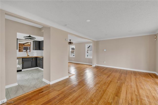 16716 Invermere Avenue, Cleveland, OH 44128