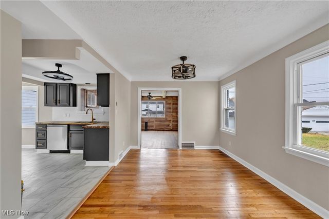 16716 Invermere Avenue, Cleveland, OH 44128