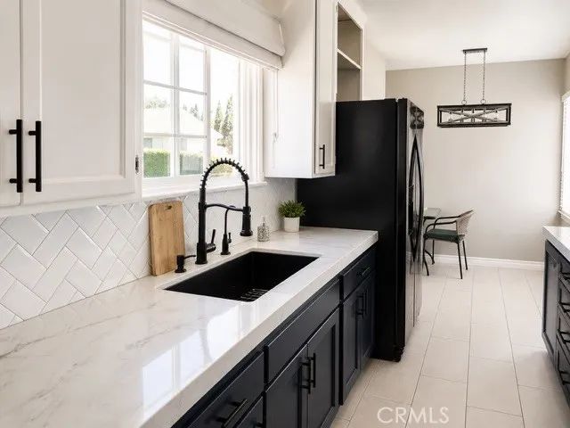 7662 Paso Robles Avenue, Van Nuys, CA 91406