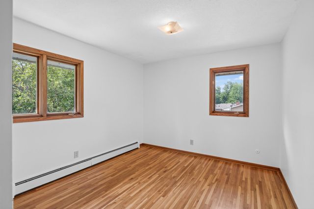 11508 Galtier Drive, Burnsville, MN 55337