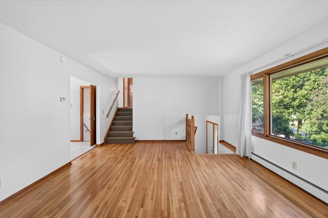 11508 Galtier Drive, Burnsville, MN 55337