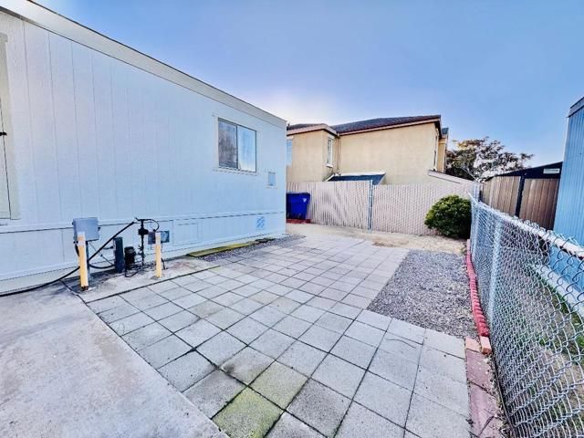 2888 Iris Avenue 84, San Diego, CA 92154