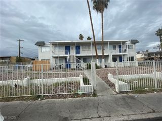 537 Calcaterra Circle C, Las Vegas, NV 89119