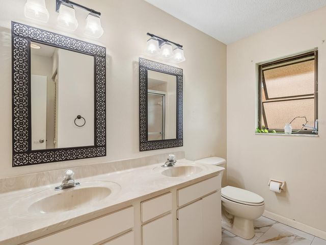 4725 GREENCROFT ROAD, Sarasota, FL 34235