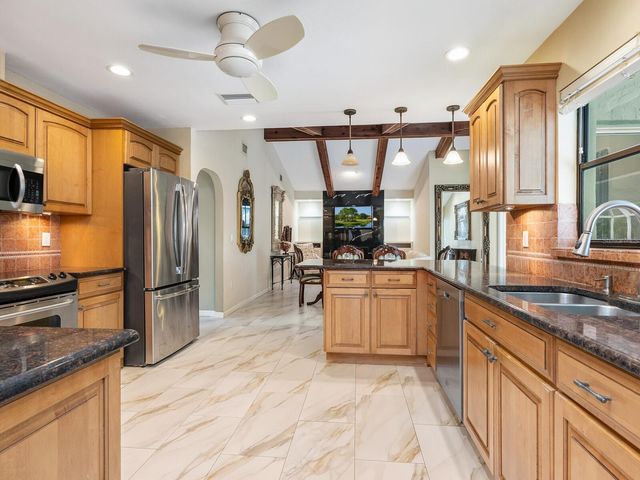 4725 GREENCROFT ROAD, Sarasota, FL 34235