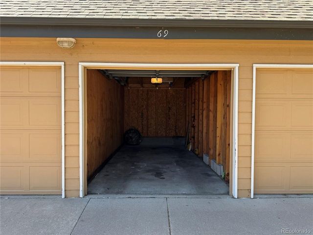 4943 S Carson St 207, Aurora, CO 80015