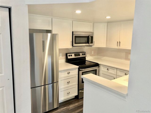 4943 S Carson St 207, Aurora, CO 80015