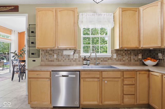 4137 Hennessey Drive, Plainfield, IN 46168