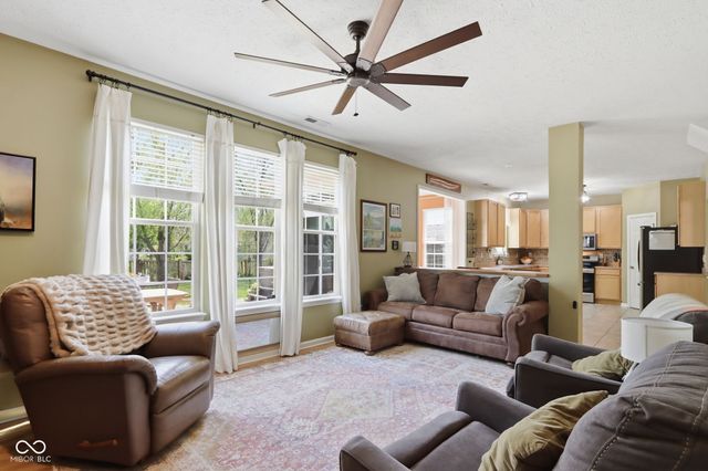 4137 Hennessey Drive, Plainfield, IN 46168