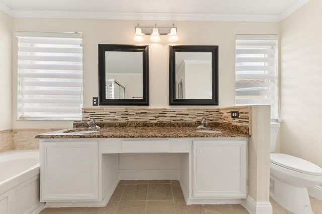 113 Canterbury Place, Royal Palm Beach, FL 33414