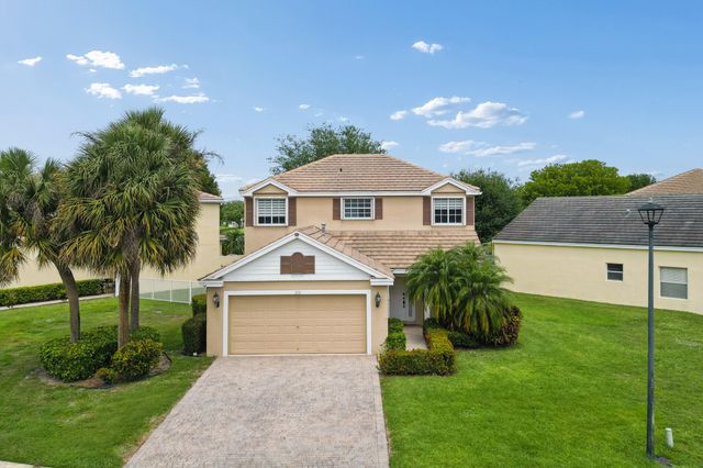 113 Canterbury Place, Royal Palm Beach, FL 33414