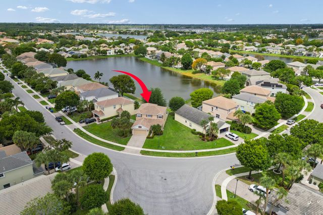 113 Canterbury Place, Royal Palm Beach, FL 33414