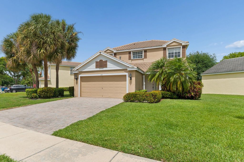 113 Canterbury Place, Royal Palm Beach, FL 33414
