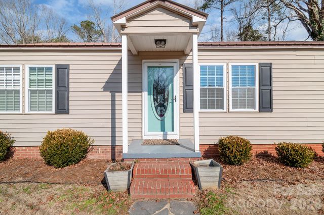 391 Phillipstown Road, Kershaw, SC 29067