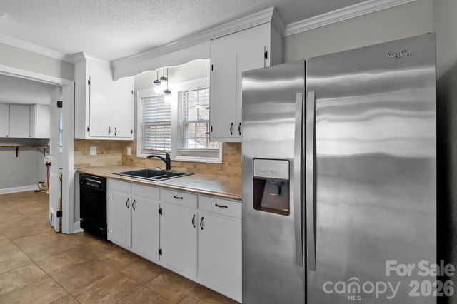 391 Phillipstown Road, Kershaw, SC 29067