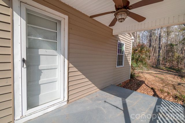 391 Phillipstown Road, Kershaw, SC 29067