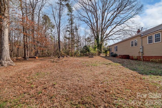 391 Phillipstown Road, Kershaw, SC 29067