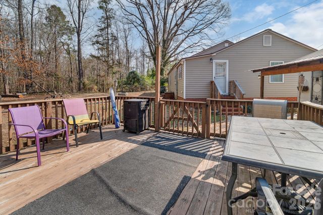 391 Phillipstown Road, Kershaw, SC 29067