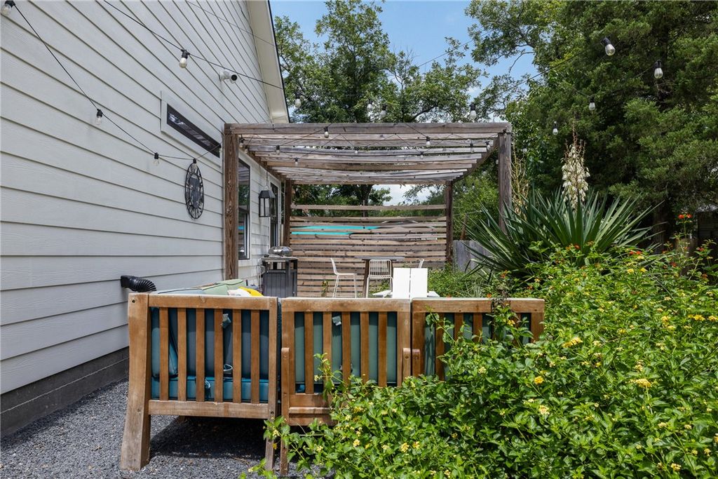 706 Banks Avenue, Bryan, TX 77803 — photo 5