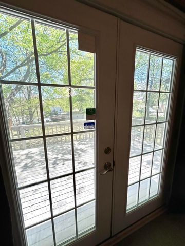 112 East Avenue, Burlington, VT 05401