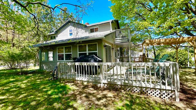 112 East Avenue, Burlington, VT 05401