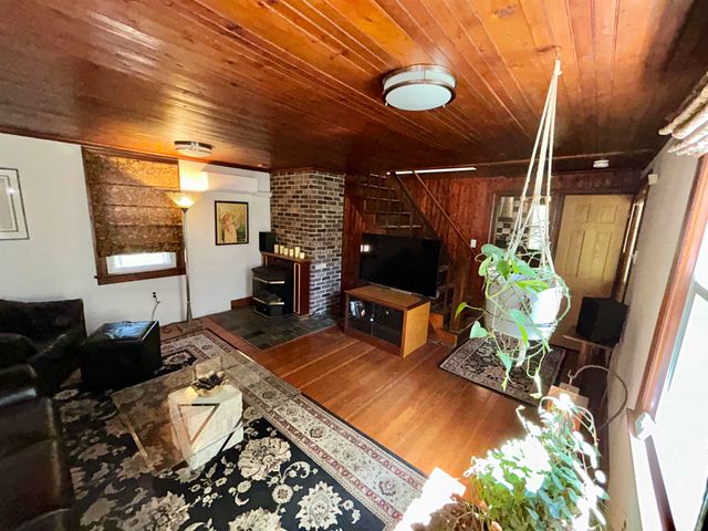 112 East Avenue, Burlington, VT 05401
