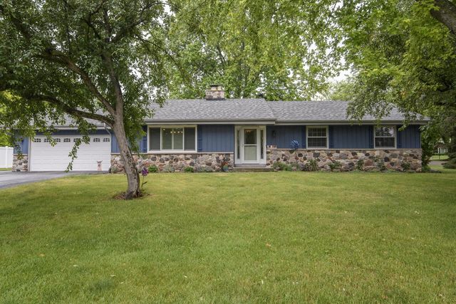 N110W15845 Catskill LANE, Germantown, WI 53022