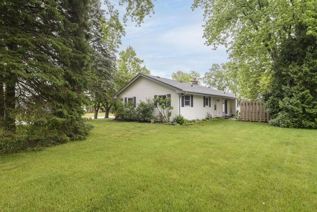 N110W15845 Catskill LANE, Germantown, WI 53022