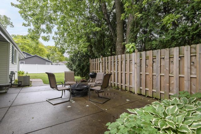 N110W15845 Catskill LANE, Germantown, WI 53022