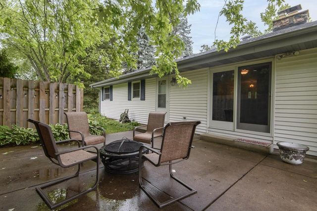 N110W15845 Catskill LANE, Germantown, WI 53022