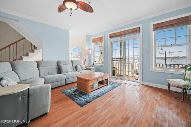 14 1st Street, Keyport, NJ 07735