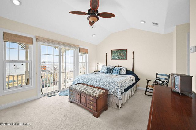 14 1st Street, Keyport, NJ 07735