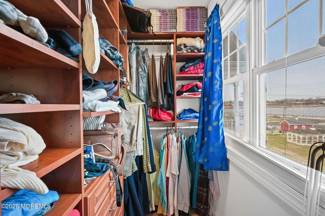 14 1st Street, Keyport, NJ 07735