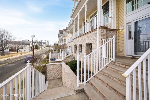 14 1st Street, Keyport, NJ 07735