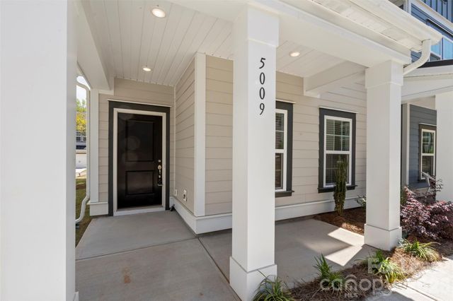 5009 Cherry Gum Court, Matthews, NC 28105