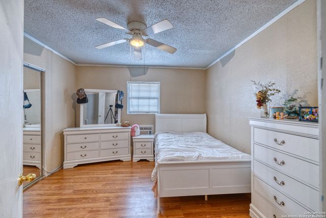 217 Carrizo Hill, Carrizo Springs, TX 78834